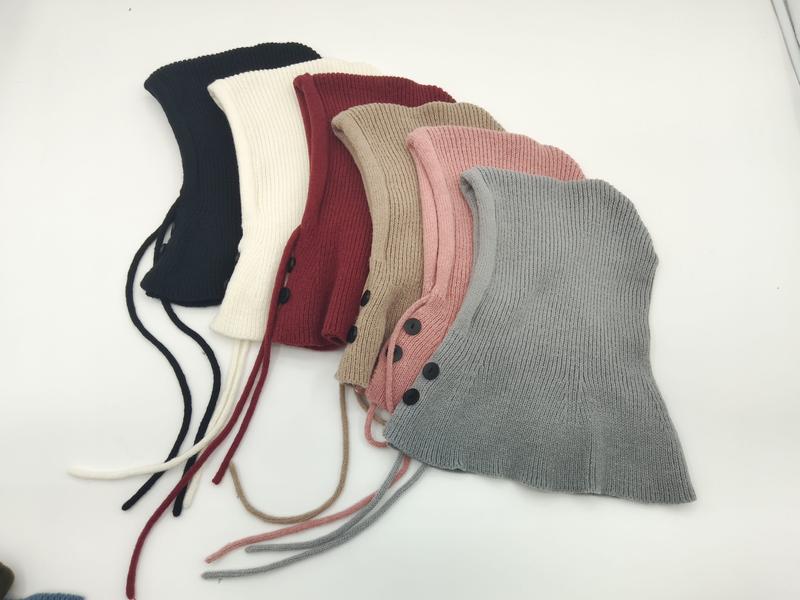 リブニット編みバラクラバフード ボタン＆タイ紐付き 全6色展開 - free sample on request